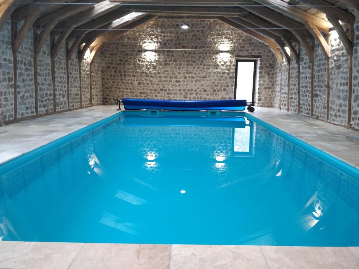 Les Fayettes Hotel Montregard Bagian luar foto
